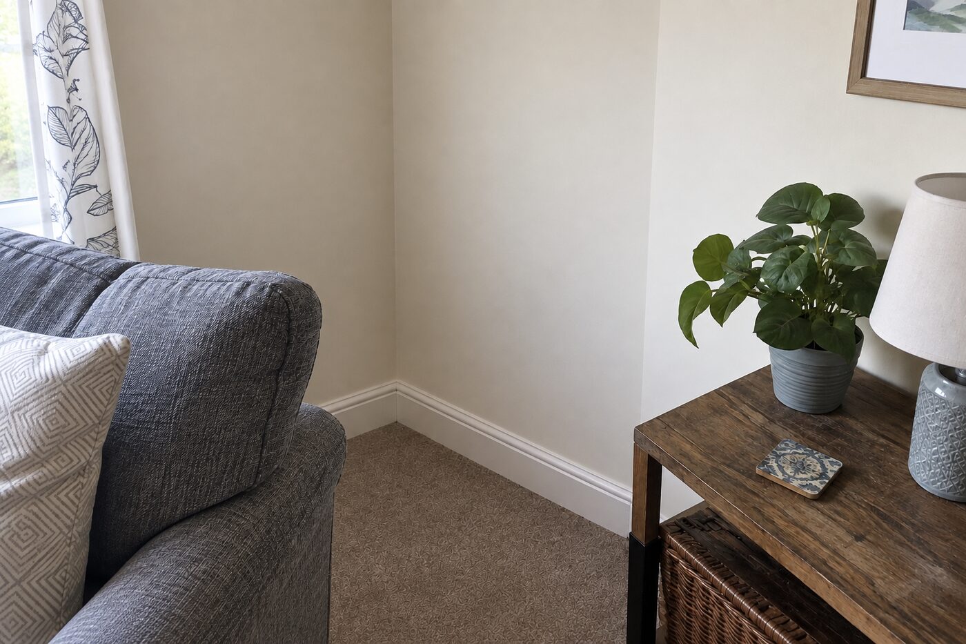 The same wall cleaned, treated and restored by the Proofterior team