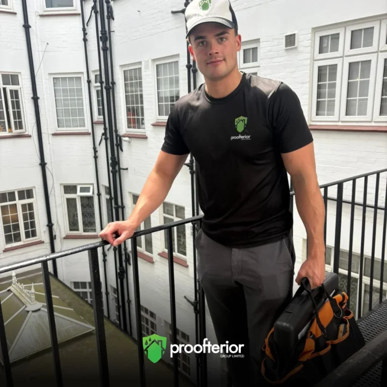 Proofterior damp proofing technician preparing for survey